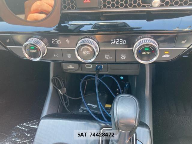 Honda CIVIC 2021-08 8658427-16
