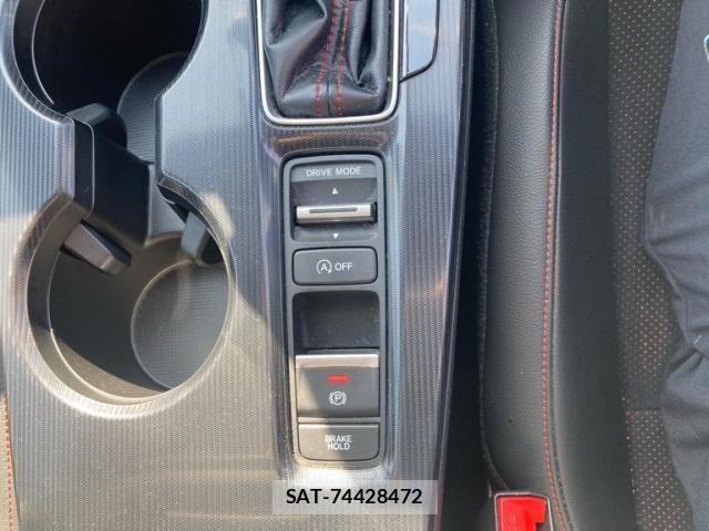Honda CIVIC 2021-08 8658427-18