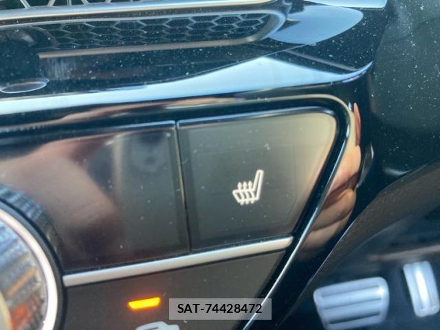 Honda CIVIC 2021-08 8658427-25
