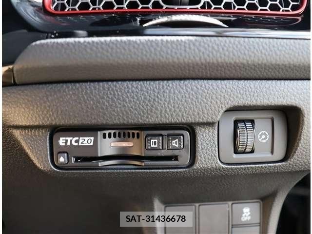 Honda CIVIC 2025-06 8658423-14