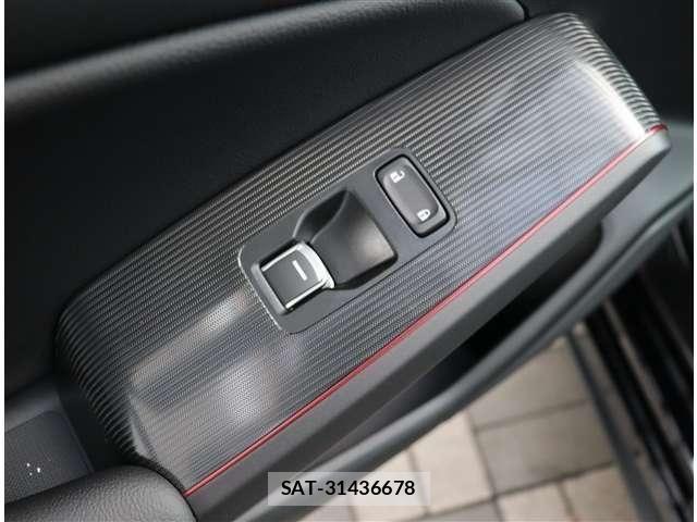 Honda CIVIC 2025-06 8658423-18