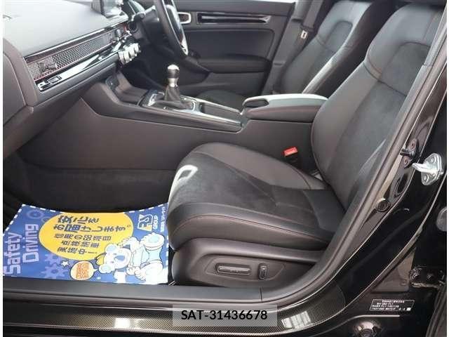 Honda CIVIC 2025-06 8658423-23