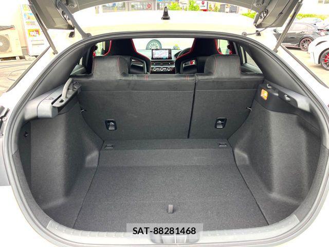 Honda CIVIC 2025-06 8658420-10