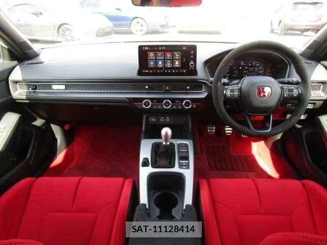 Honda CIVIC 2024-09 8685297-2