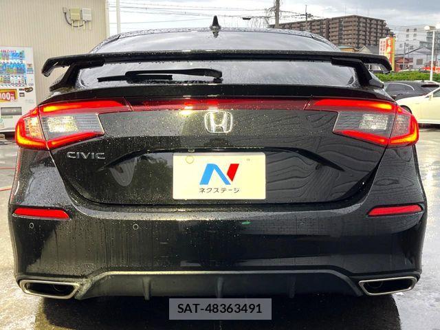 Honda CIVIC 2021-10 8741189-14