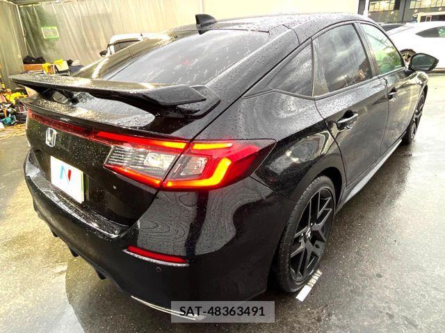 Honda CIVIC 2021-10 8741189-16