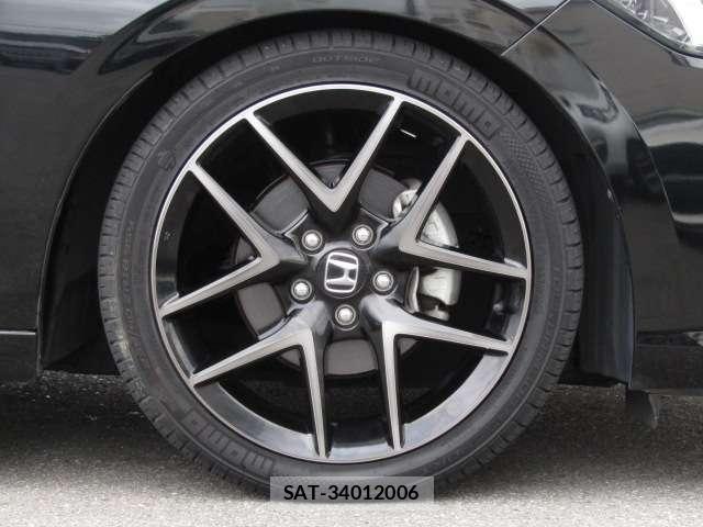 Honda CIVIC 2021-10 8741190-27