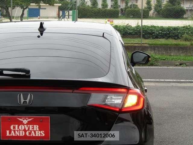 Honda CIVIC 2021-10 8741190-29