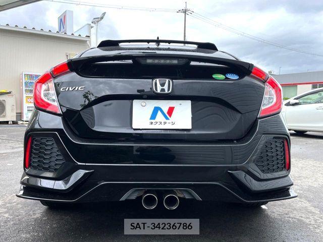 Honda CIVIC 2019-09 8779754-15