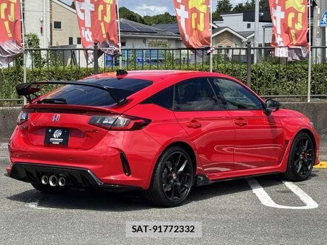 Honda CIVIC 2025-08 8795497-2