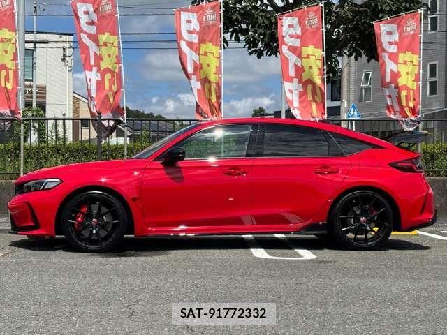 Honda CIVIC 2025-08 8795497-3