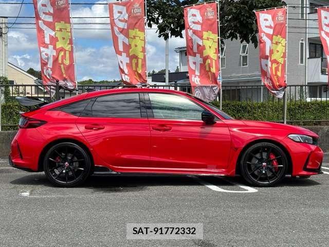 Honda CIVIC 2025-08 8795497-7