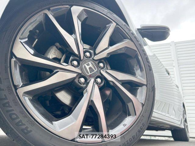 Honda CIVIC 2018-07 8795509-13