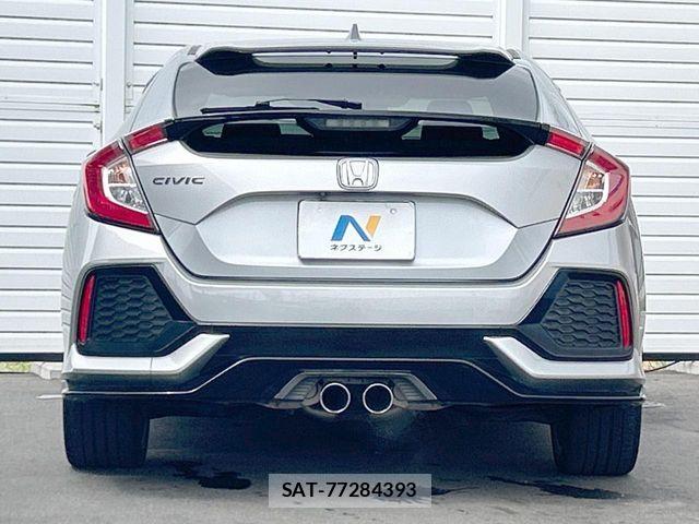 Honda CIVIC 2018-07 8795509-15