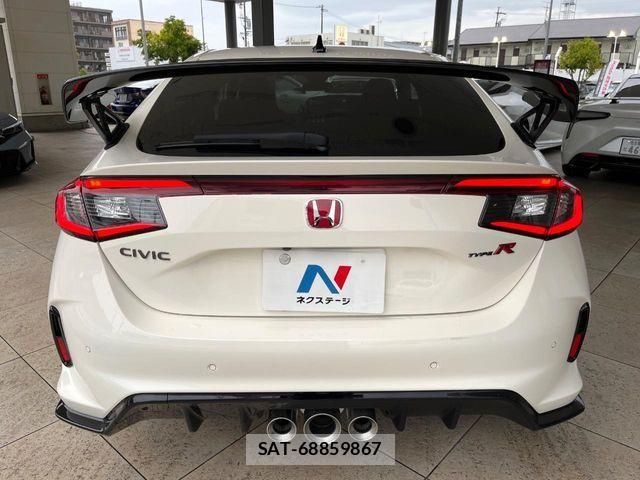 Honda CIVIC 2025-11 8795496-16
