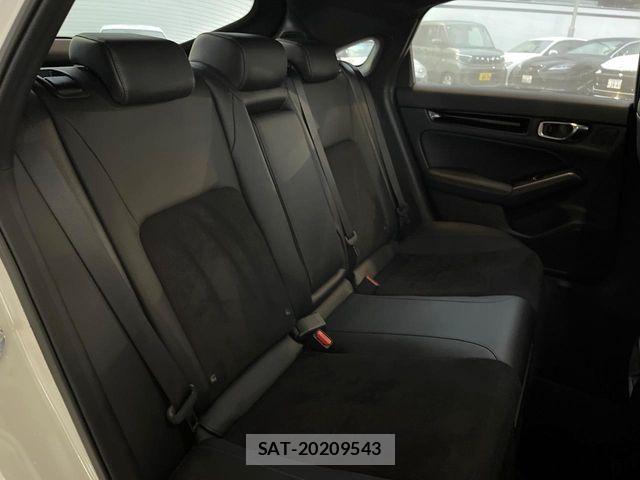Honda CIVIC 2023-10 8795502-10