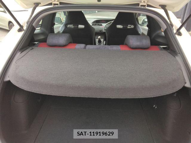 Honda CIVIC 2011-08 8795508-17