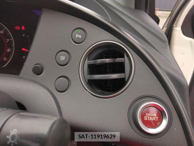 Honda CIVIC 2011-08 8795508-23