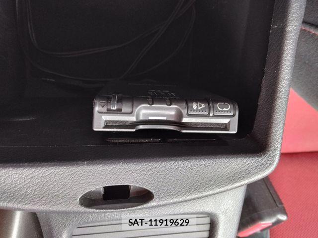 Honda CIVIC 2011-08 8795508-25