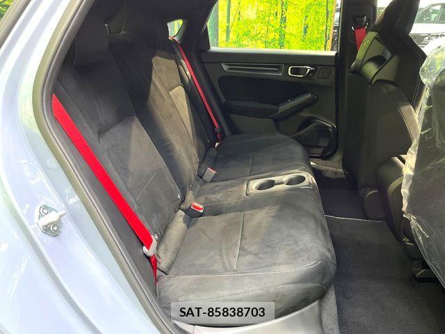 Honda CIVIC 2026-07 8828229-8