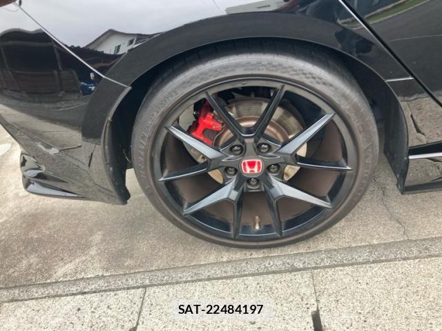 Honda CIVIC 2024-05 8828231-4