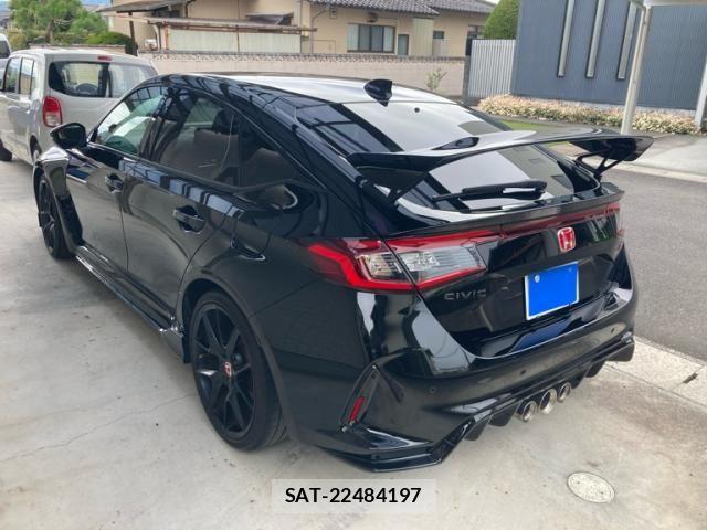 Honda CIVIC 2024-05 8828231-6