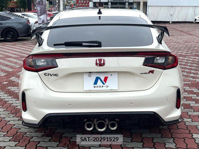 Honda CIVIC 2025-11 8828230-14