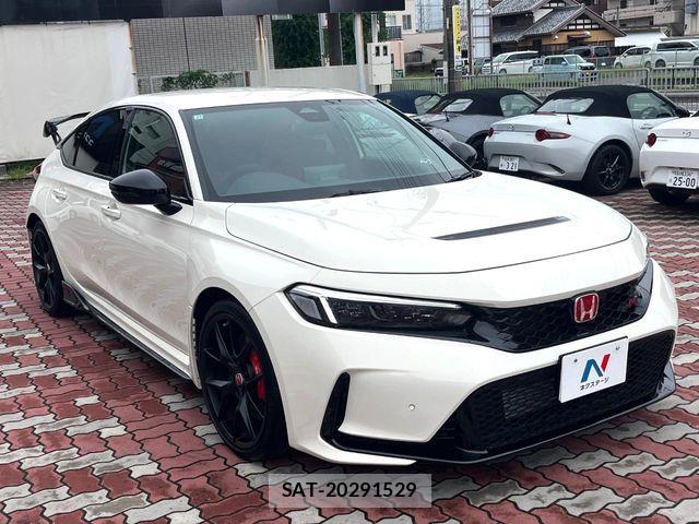 Honda CIVIC 2025-11 8828230-15