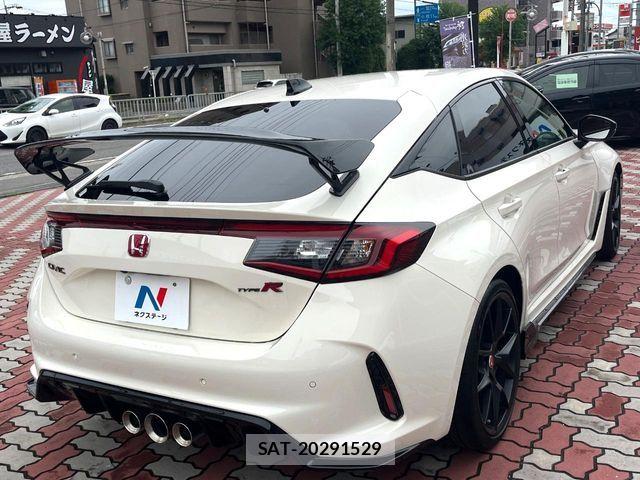 Honda CIVIC 2025-11 8828230-16