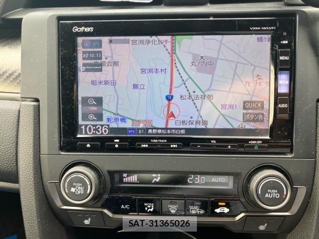 Honda CIVIC 2018-02 8828232-20