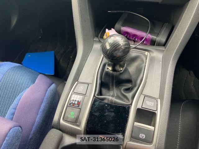 Honda CIVIC 2018-02 8828232-21