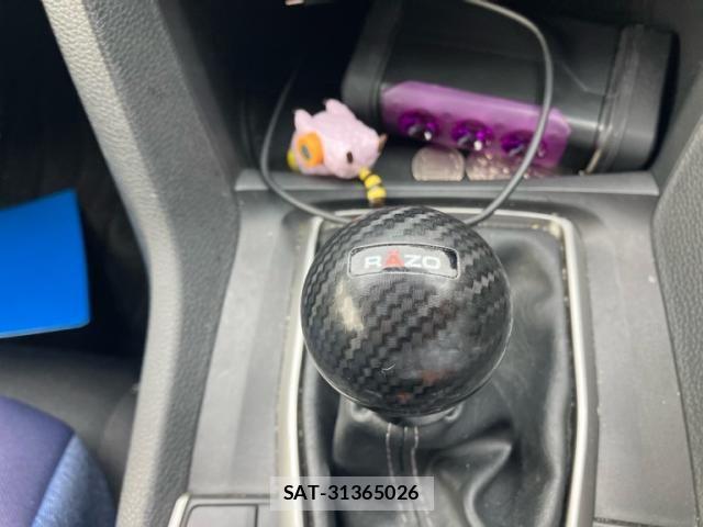 Honda CIVIC 2018-02 8828232-23