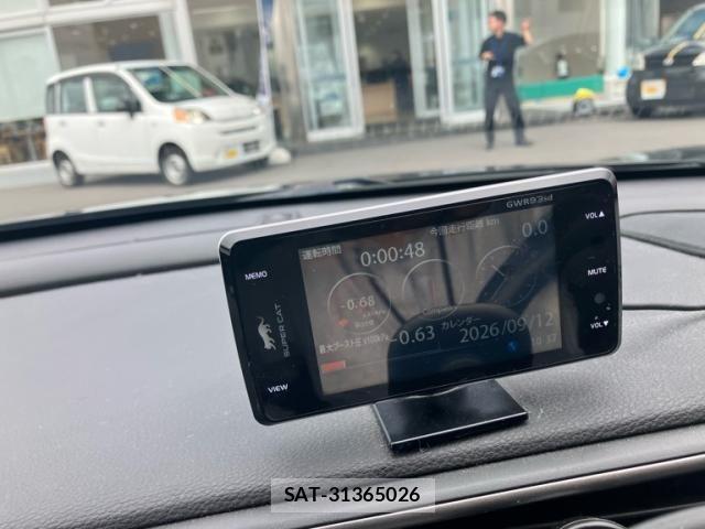 Honda CIVIC 2018-02 8828232-24