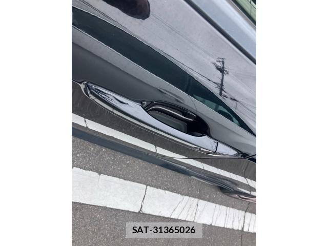 Honda CIVIC 2018-02 8828232-29