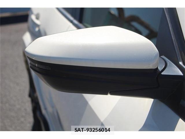 Honda CIVIC 2018-07 8848474-15