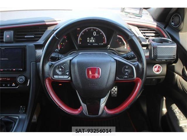 Honda CIVIC 2018-07 8848474-21