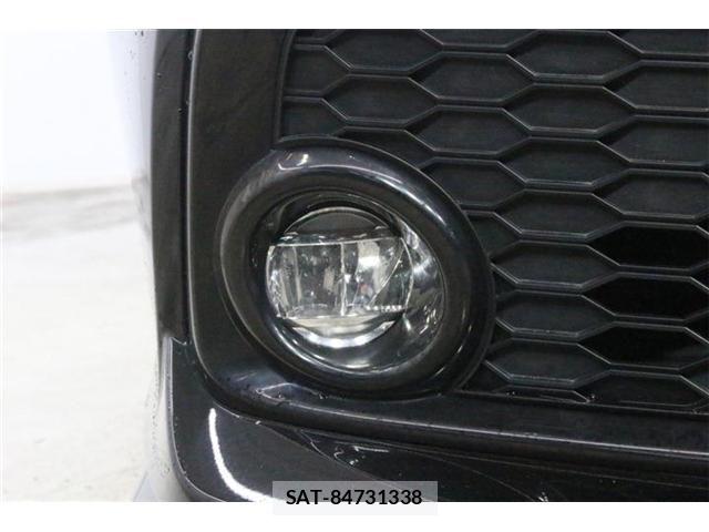 Honda CIVIC 2019-08 8848477-12