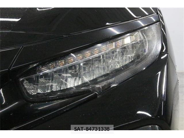Honda CIVIC 2019-08 8848477-14