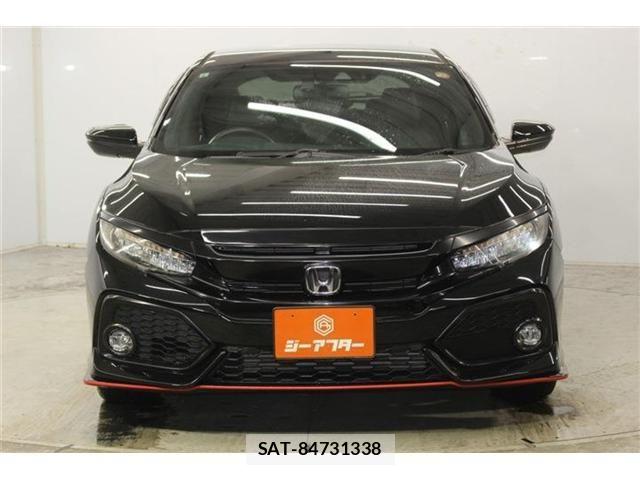 Honda CIVIC 2019-08 8848477-1