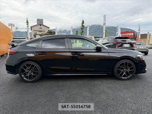 Honda CIVIC 2022-05 8848069-11