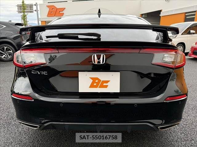 Honda CIVIC 2022-05 8848069-13