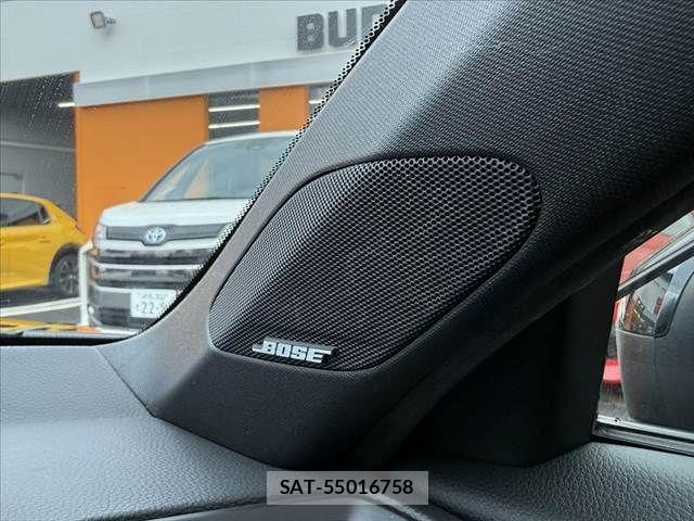 Honda CIVIC 2022-05 8848069-6