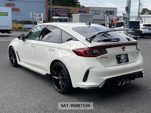 Honda CIVIC 2026-01 8870640-9