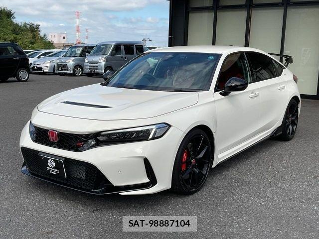 Honda CIVIC 2026-01 8870640-11