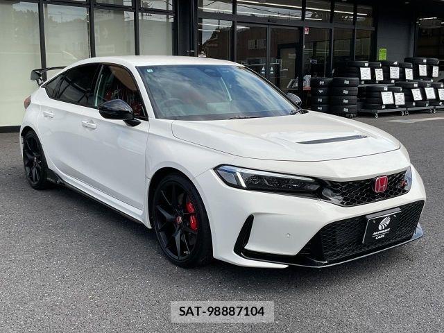 Honda CIVIC 2026-01 8870640-5