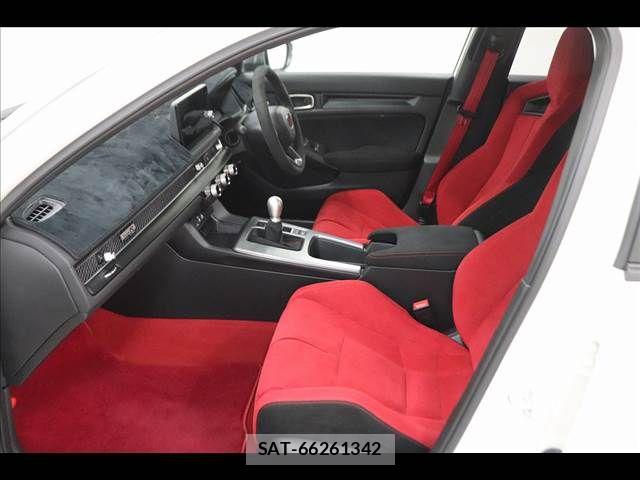 Honda CIVIC 2024-02 8870643-11