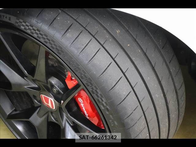 Honda CIVIC 2024-02 8870643-24