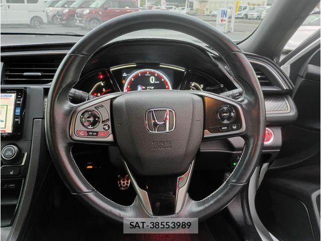 Honda CIVIC 2019-06 8870648-12