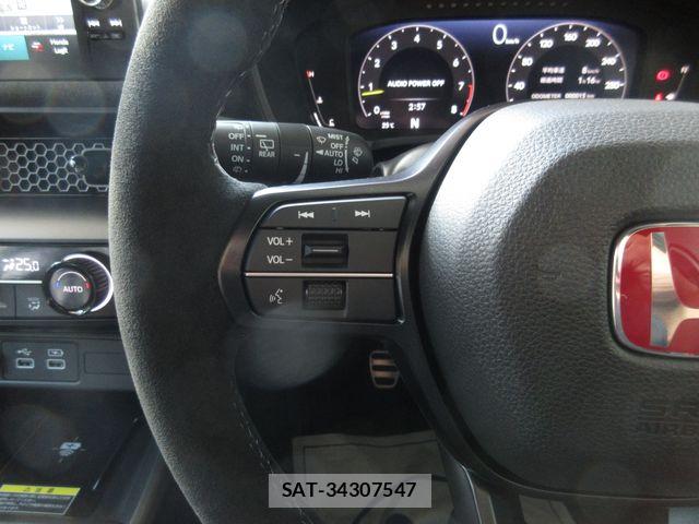 Honda CIVIC 2026-09 8879107-20