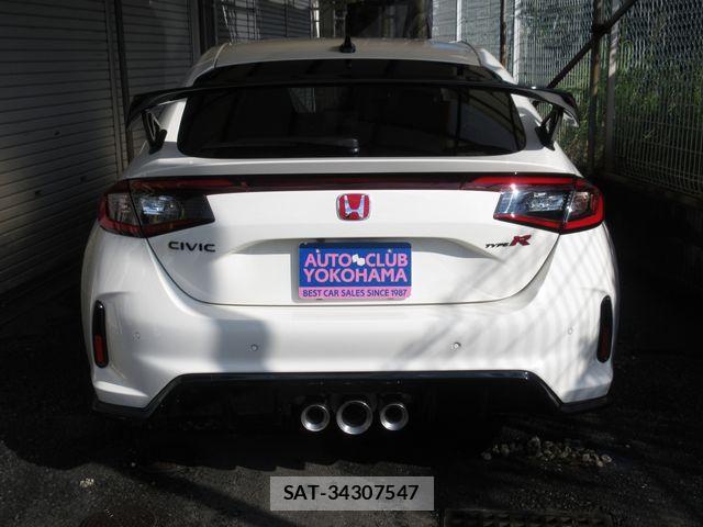 Honda CIVIC 2026-09 8879107-24